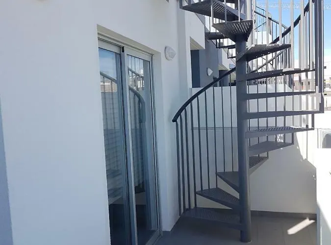 Vista Montana Roja Medano