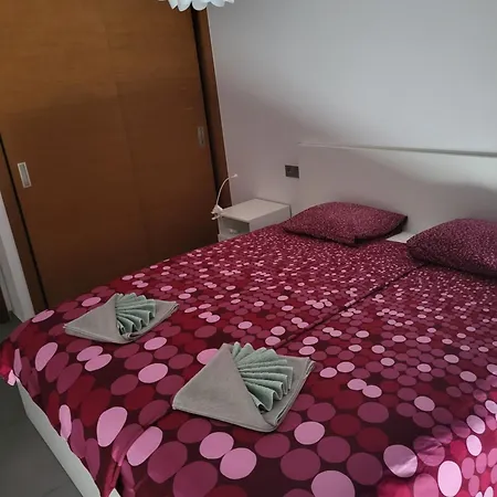 Vista Montana Roja Medano Daire *