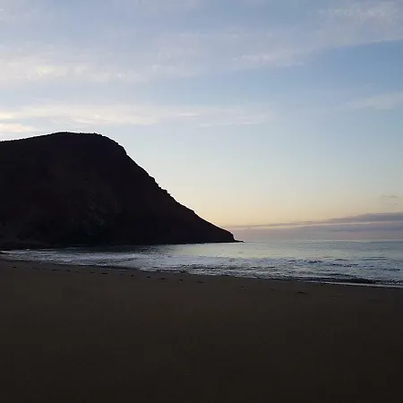 Daire Vista Montana Roja Medano